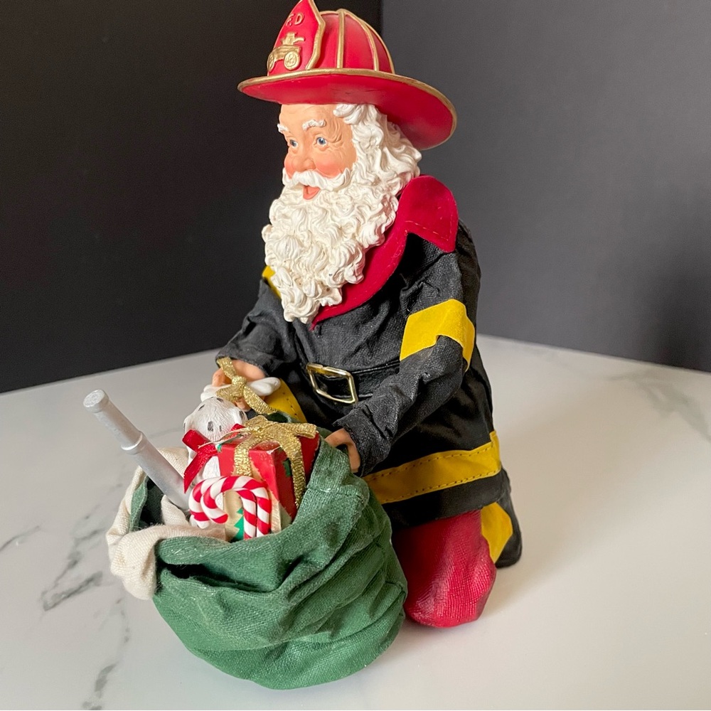 Firefighter Santa with Puppy Dalmatian - Possible Dreams Clothtique by Dept. 56 - Picture 2 of 10